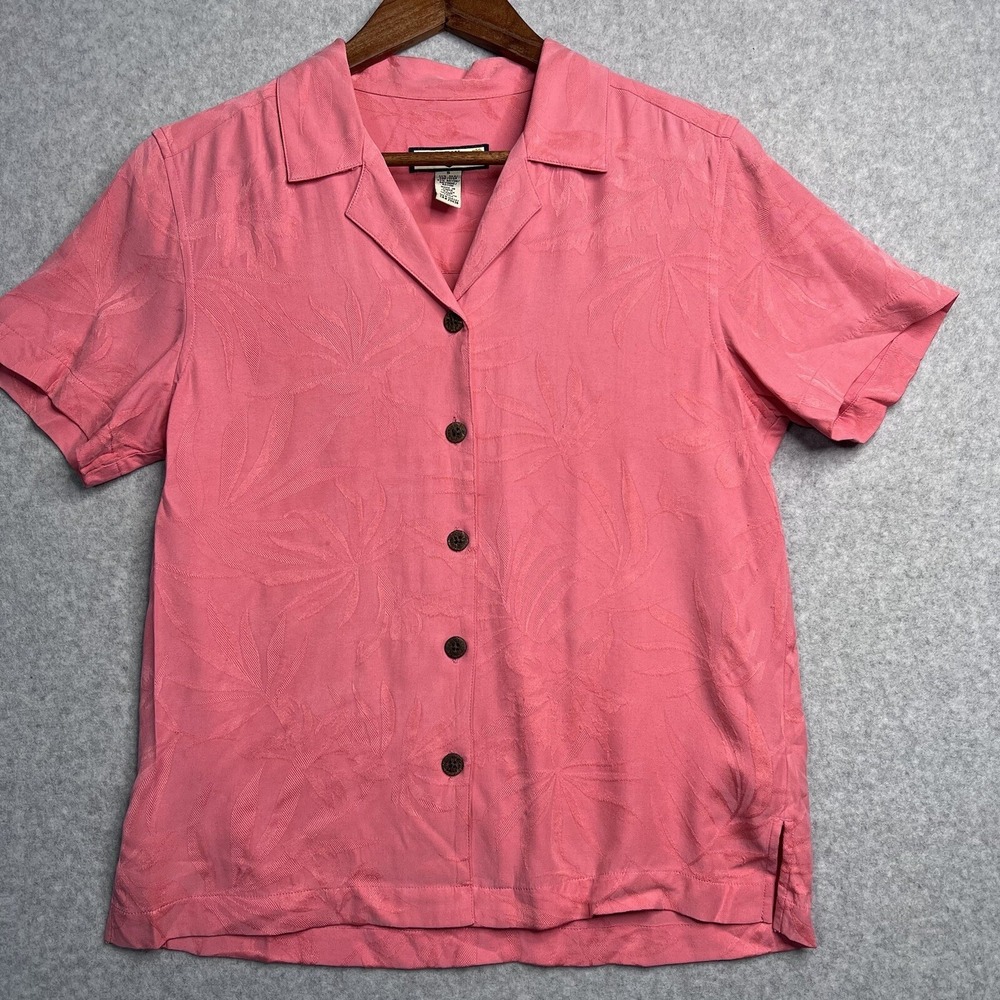 Caribbean Joe Top Women's Small Short Sleeve Embossed Silk Blend Button Up READ